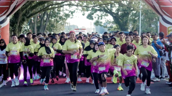 Ratusan Pelari Meriahkan Lemhannas Fun Run 2026 di Jakarta