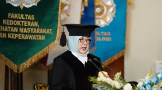 Rektor UGM Tegaskan Peran Perguruan Tinggi dalam Menekan Kematian Ibu dan Bayi di Indonesia