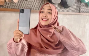 Ria Ricis Turun ke Sungai Ciliwung dan Menyelesaikan Room Tour Terakhir di Kamar Pink Sebelum Pindahan