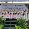 Ribuan Siswa MI Ikuti Wisuda Akbar di Stadion Semeru Lumajang dengan Semangat Pendidikan Qurani