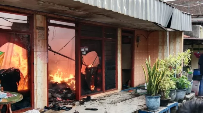 Rumah dan Motor Warga Kedung Anyar Surabaya Ludes Terbakar, Diduga Akibat Obat Nyamuk Bakar