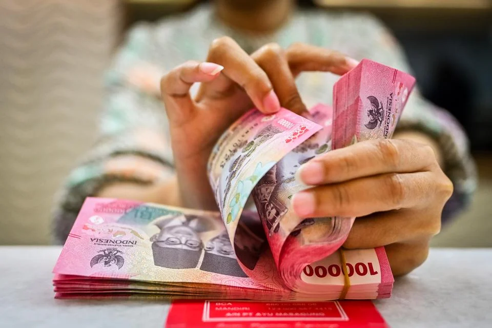 Rupiah Berpeluang Lanjutkan Penguatan Hari Ini