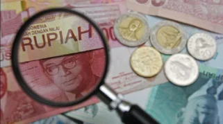 Rupiah Mengalami Tekanan Kembali Akibat Sentimen Negatif Global dan Domestik