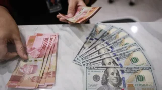 Rupiah Terus Melemah, Kurs Dolar Sentuh Rp17.800 di Tengah Ketegangan Geopolitik dan Suku Bunga The Fed