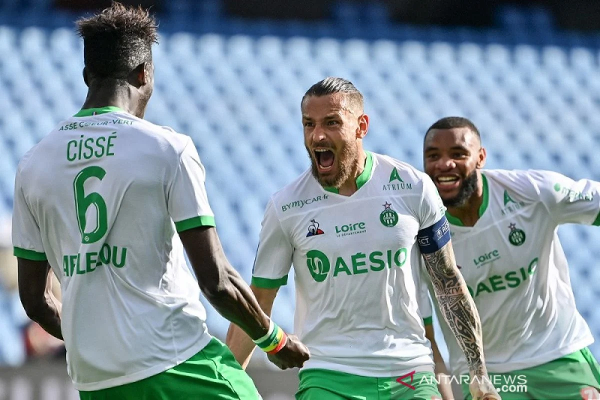 Saint-Étienne dan Nice Berbagi Angka dalam Laga Pertama Playoff Promosi-Degradasi Liga Prancis