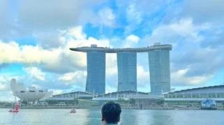 Satu Kaki di Indonesia, Satu Kaki di Singapura: Perjalanan Pindah Kewarganegaraan yang Penuh Makna