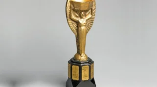 Sejarah dan Fakta Trofi Piala Dunia dari Jules Rimet hingga FIFA World Cup