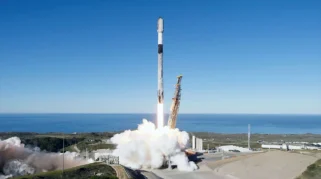 SpaceX Siapkan Peluncuran Roket Falcon 9 dari Vandenberg Space Force Base untuk Misi Starlink