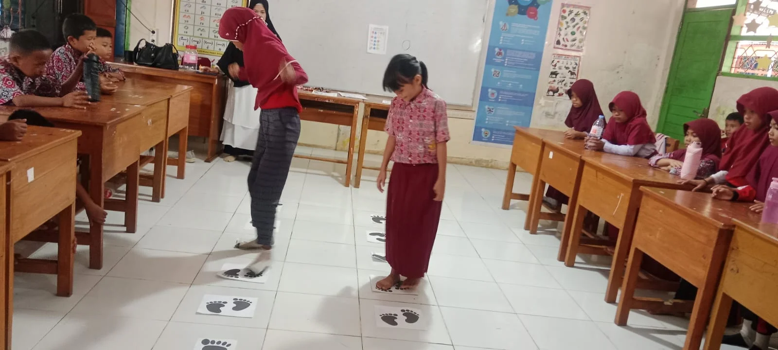 Strategi implementasi permainan edukatif pada Hari Pendidikan Nasional