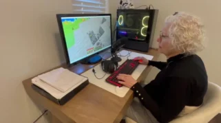 Streamer Minecraft Berusia 81 Tahun Alami Swatting Saat Galang Dana untuk Pengobatan Cucu