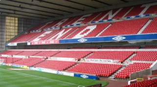 Tempat Nonton Manchester United vs Nottingham Forest, Minggu 17 Mei 2026 Pukul 18.30 WIB
