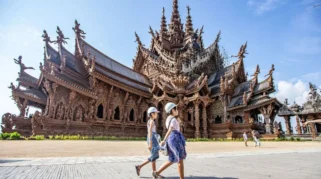 Thailand Berencana Pangkas Masa Tinggal Bebas Visa untuk 93 Negara