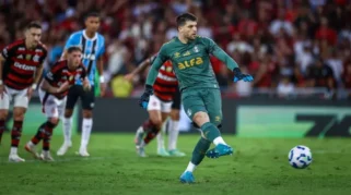 Tiago Volpi Cetak Gol Penalti, Palmeiras Memimpin Klasemen Série A Brasil