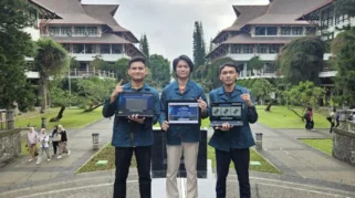 Tim Mahasiswa ITB Bawa Platform Prediksi dan Verifikasi Banjir Noah AI ke Kompetisi AI Regional di Singapura
