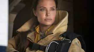 Trans TV Siarkan 'Those Who Wish Me Dead' Malam Ini, Angelina Jolie Hadapi Kebakaran dan Pembunuh Bayaran
