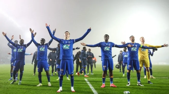Troyes Resmi Promosi ke Ligue 1 Musim 2026