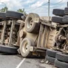 Truk Tabrak Truk di Tol Japek, Lalu Lintas Macet Parah dan 1 Orang Terluka