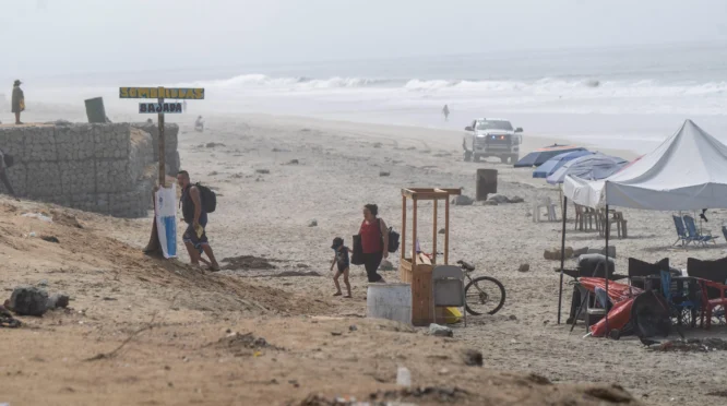 Tsunami Limbah dari Sungai Tijuana Mengancam Pantai Selatan California