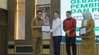 Tuntaskan Masalah Sanitasi, Ketum AKKOPSI Dadang Supriatna Sampaikan 4 Rekomendasi Strategis di Deklarasi Sorong