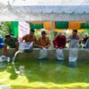 UGM dan DKP DIY Tebar Ribuan Benih Ikan Lokal di Danau Wisdom Park