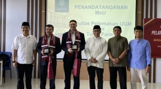 UGM dan Toros Farm Resmikan Pengelolaan Rumah Potong Ayam untuk Tingkatkan Kompetensi Mahasiswa