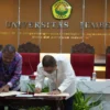 UINKHAS Jember dan Persid Tandatangani MoU dan PKS untuk Penguatan Pendidikan dan Sepak Bola