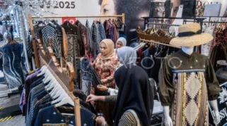 UMKM Lukis Fesyen Bertahan dengan Inovasi Produk dan Promosi Media Sosial
