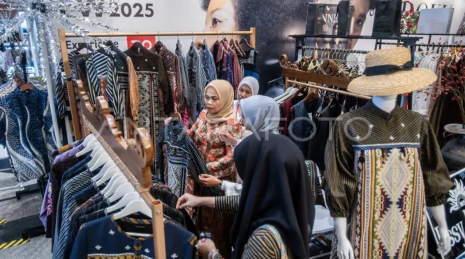 UMKM Lukis Fesyen Bertahan dengan Inovasi Produk dan Promosi Media Sosial