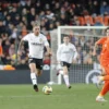 Valencia Menang Dramatis 4-3 atas Real Sociedad dan Pastikan Tetap di LaLiga