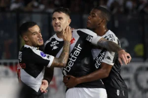 Vasco Pimpin Grup G Copa Sudamericana Usai Kemenangan 3-0 atas Olimpia