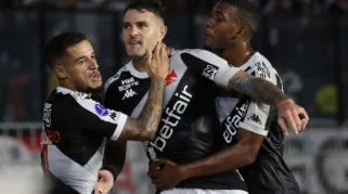 Vasco Pimpin Grup G Copa Sudamericana Usai Kemenangan 3-0 atas Olimpia