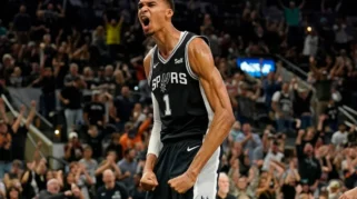 Victor Wembanyama Bawa Spurs Unggul 2-1 atas Timberwolves di Semifinal Wilayah Barat NBA