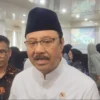 Viral Sepatu Sekolah Rakyat Rp 700 Ribu per Pasang, Gus Ipul Sebut Itu Perencanaan Awal