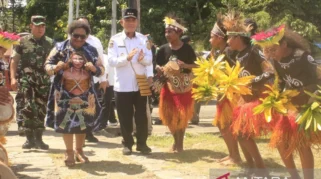 Wamendagri Ribka Haluk Tekankan Penyelesaian Damai di Papua Pegunungan