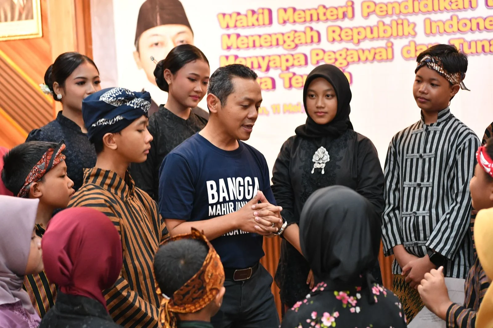 Wamendikdasmen Tekankan Pentingnya Bahasa Daerah dalam Ekosistem Kecerdasan Buatan
