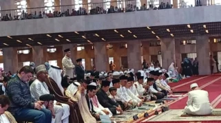 Wapres Gibran Rakabuming Raka Salat Iduladha di Masjid Istiqlal Jakarta