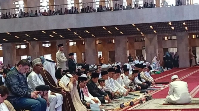 Wapres Gibran Rakabuming Raka Salat Iduladha di Masjid Istiqlal Jakarta