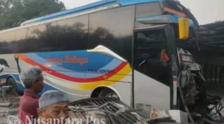 Warga Trenggalek Luka Serius Setelah Tabrak Bus Sugeng Rahayu di Jombang