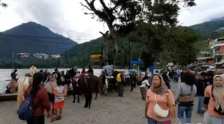 Wisata Telaga Sarangan Ramai Dikunjungi Saat Libur Panjang Mei 2026
