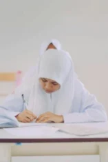 30 Soal PAT Kenaikan Kelas Akhir Tahun Bahasa Indonesia Kelas 7 SMP Semester 2 Kurikulum Merdeka Jadi Strategi Efektif Hadapi Ujian