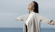 5 Cara Sederhana Meningkatkan Well-Being Harian, dari Positive Self-Talk hingga Mindfulness