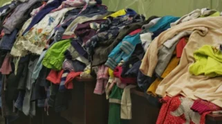 6 Tips Teliti Memilih Baju Thrifting agar Tidak Menyesal