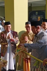 Yayasan At-Taqwa Bondowoso menggelar tasyakkuran dan peresmian Gedung Ruang Kelas Baru