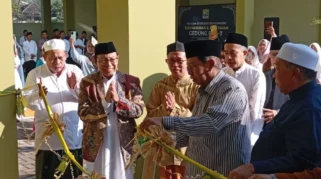 Yayasan At-Taqwa Bondowoso menggelar tasyakkuran dan peresmian Gedung Ruang Kelas Baru