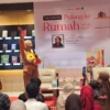 Bedah Buku Novel Rumah di Gramedia Jember