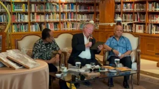 Agus R. Sarjono dan Berthold Damshauser Luncurkan Antologi Puisi Agung Jerman, Hadirkan Karya Delapan Penyair Besar