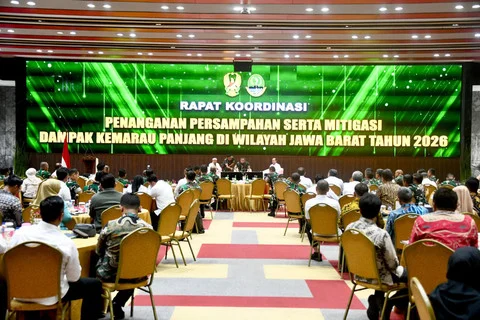 Atasi El Nino Godzilla dan Sampah di Jabar, KDM Gandeng TNI dan BMKG dalam Rakor Mitigasi