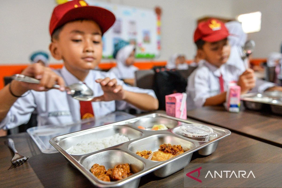 Badan Gizi Nasional Hentikan Program Makan Bergizi Gratis di Sekolah Elite, Fokus ke Wilayah 3T