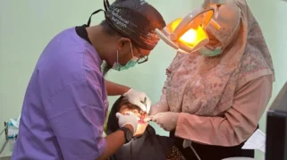 Bakti Sosial PDGI di Madiun: Layanan Gigi Tiruan hingga Mata Palsu Gratis