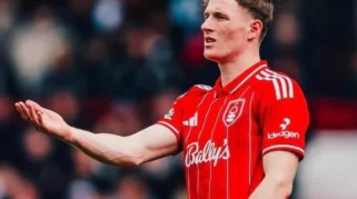 Bersaing dengan Manchester United, Manchester City Kirim Tawaran Fantastis untuk Rekrut Elliot Anderson